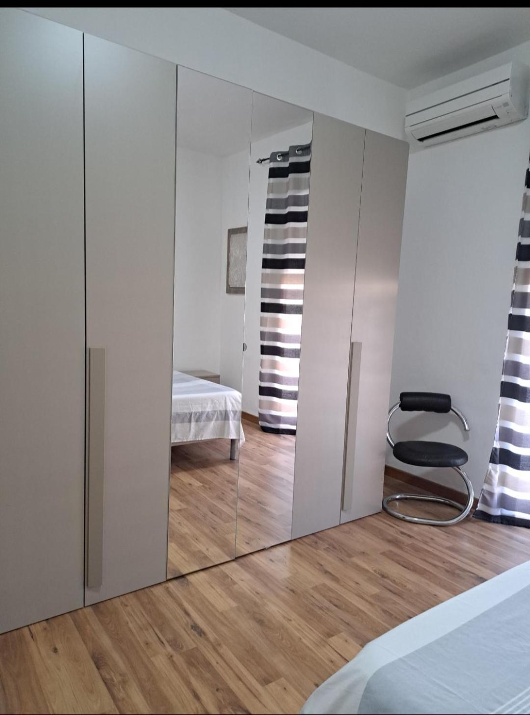 Casa S Leonardo Daire Crotone Dış mekan fotoğraf